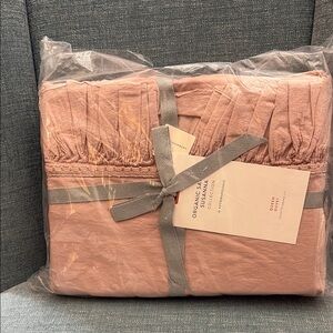 Anthropologie Susanna Organic Sateen Duvet in Pink